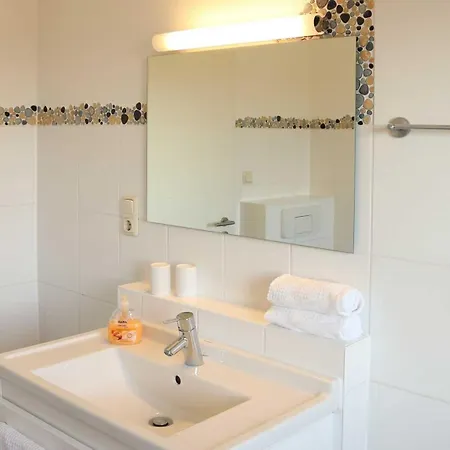 Exkl Fh Aquamarin Mit Kamin 250 M Zum Hébergement de vacances Börgerende-Rethwisch